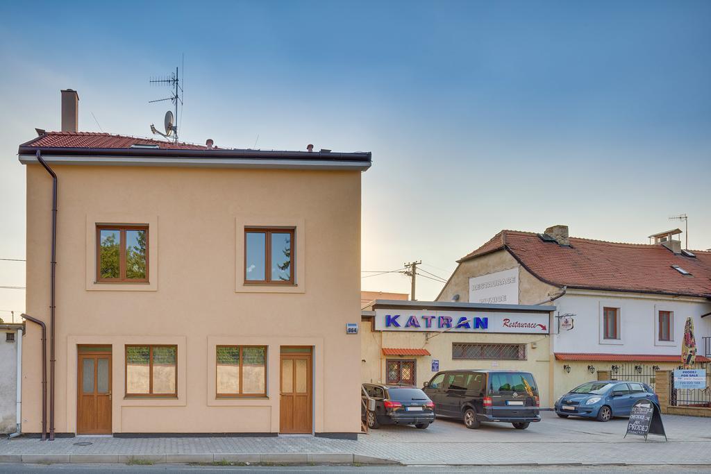 Apartements Studio 964 Líbeznice Εξωτερικό φωτογραφία